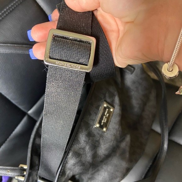 Michael Kors Jet Set Signature Diaper Bag - Picture 4 of 11